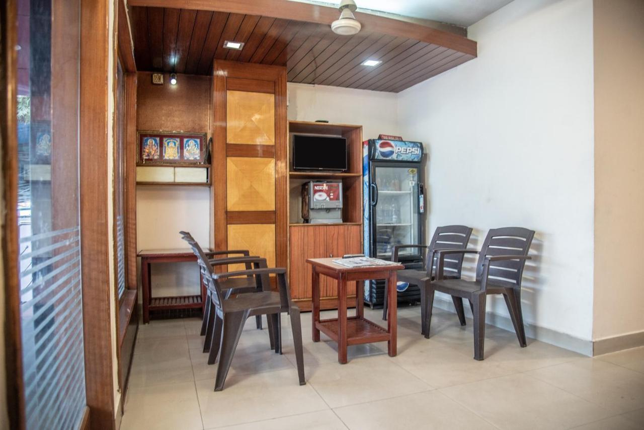Oyo Hotel Lakshmi Paradise فيساخاباتنام المظهر الخارجي الصورة